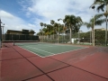 san_diego_accommodation_shared_apartment_tennis_courts